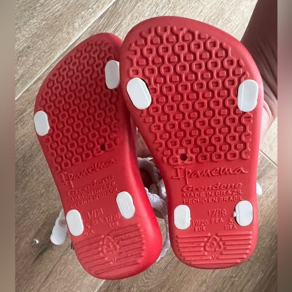 Ipanema Ladybug Rubber Thong Sandals for Baby Girl Size 5 - Picture 3 of 3
